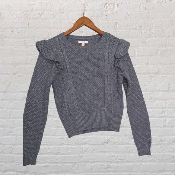 Lauren Conrad Sweaters - Lauren Conrad XS Gray Silver Cable Knit Ruffle Shoulder Sweater
